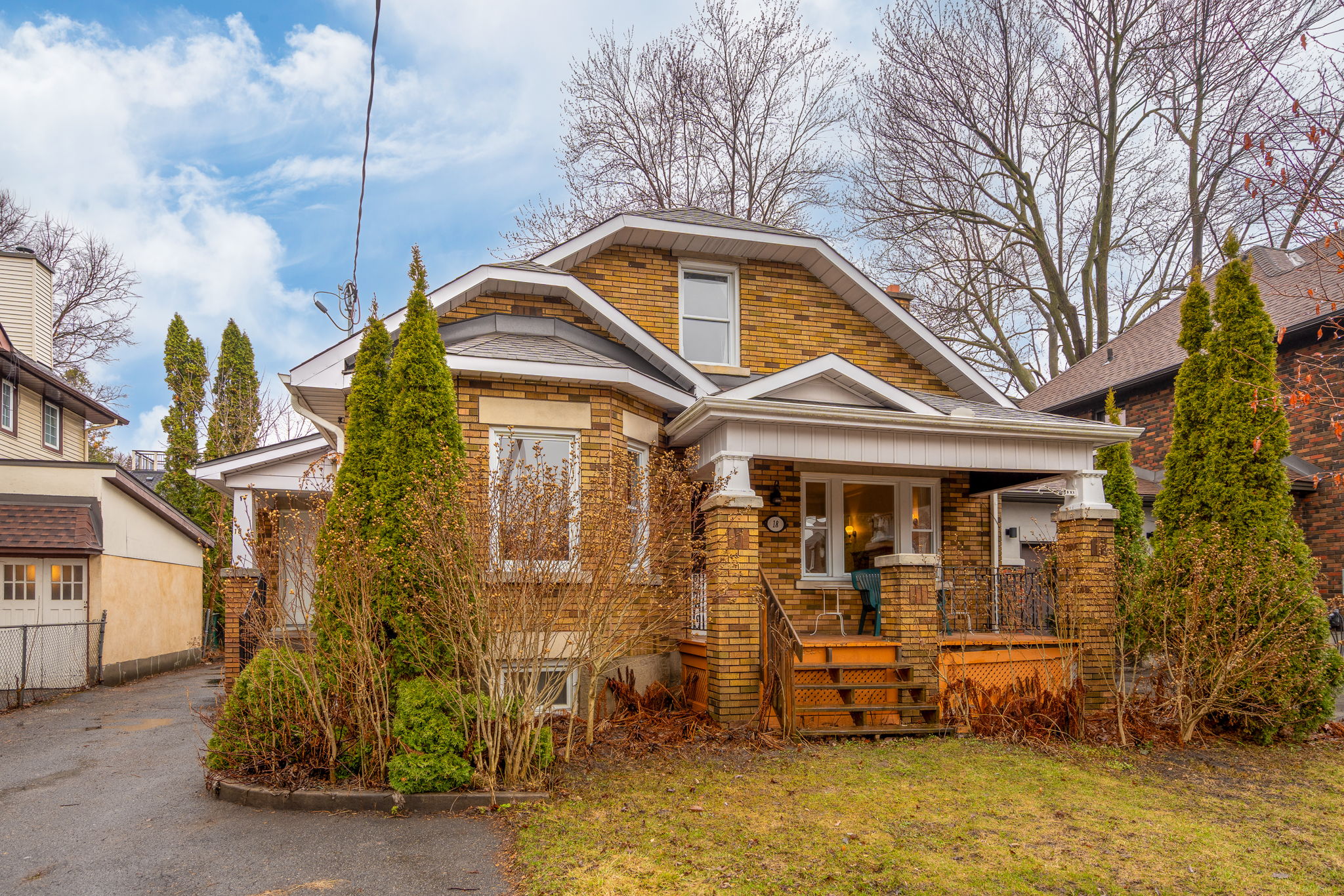 18 Clarendon Ave, Ottawa West — 4 bed, 2 bath character home