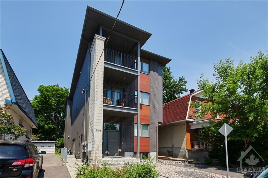 569 McLeod St Unit 3, Centretown — top-floor 2 bed, 2 bath apartment for lease