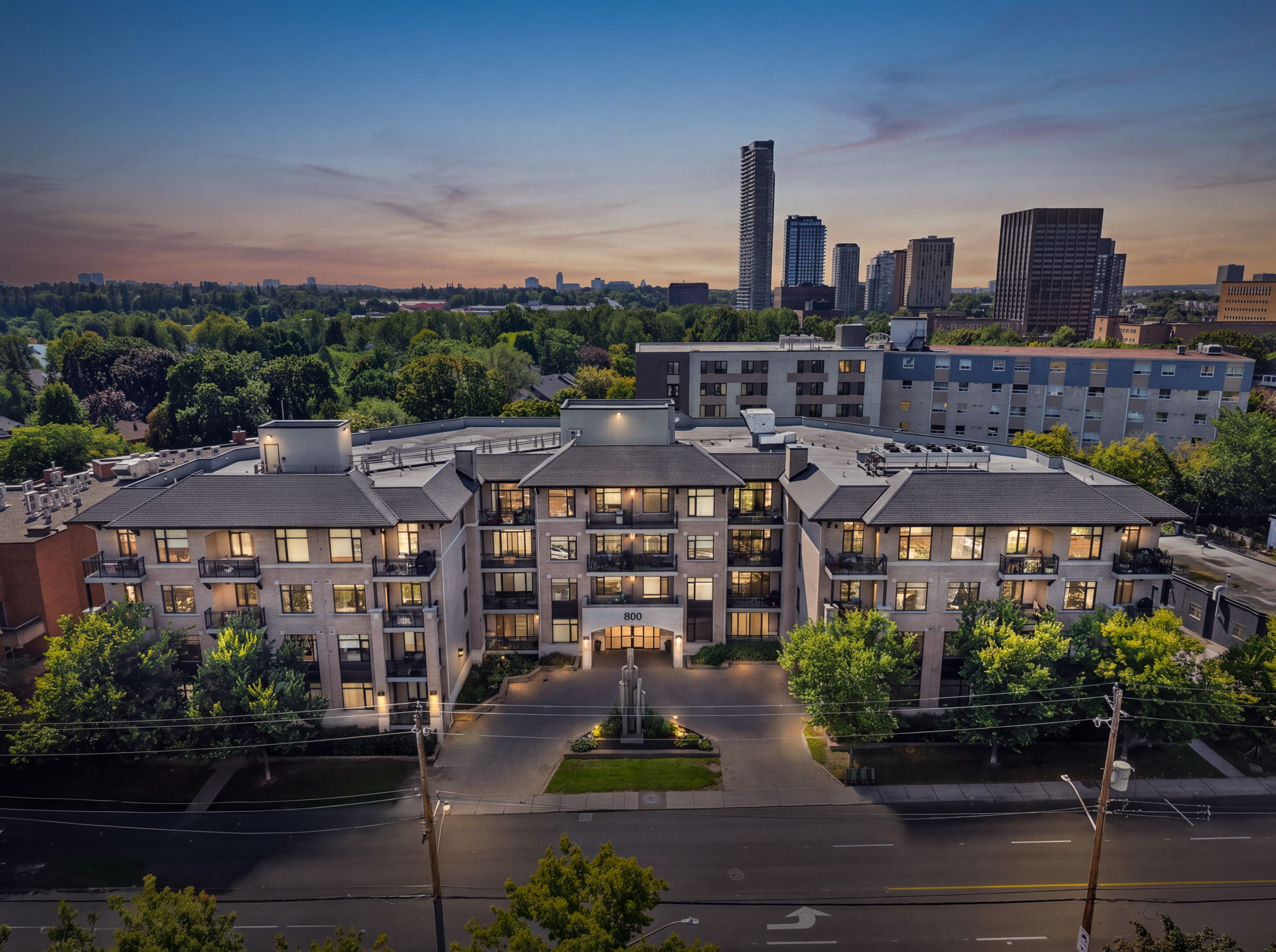 808 Bronson Avenue Unit 209, the Glebe — 2 bed, 2 bath condo